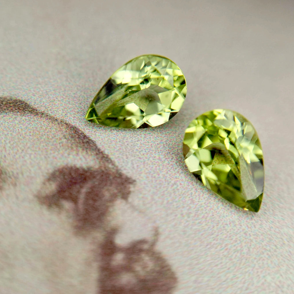 August | Peridot & Spinel