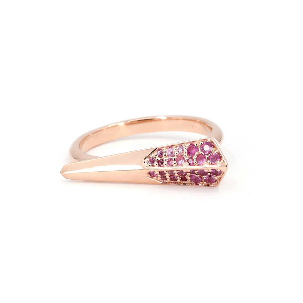 The Spine ring in rose gold with pink sapphires is made in Montreal by independent jewelry designer Bena Jewelry in collaboration with the fine jewelry gallery and jewelry store, Ruby Mardi located in Little Italy. Custom made, this alternative ring is a one-of-a-kind creation of contemporary jewelry made in Canada.