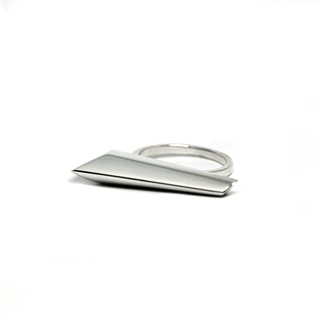 Product photography of Allure ring in sterling silver by Bena Jewelry on a white background.. Find the most exquisite designer jewelry at Ruby Mardi, a fine jewelry store in Montreal that presents the work of the most talented Canadian jewelry designers. Custom jewelry services also offered.