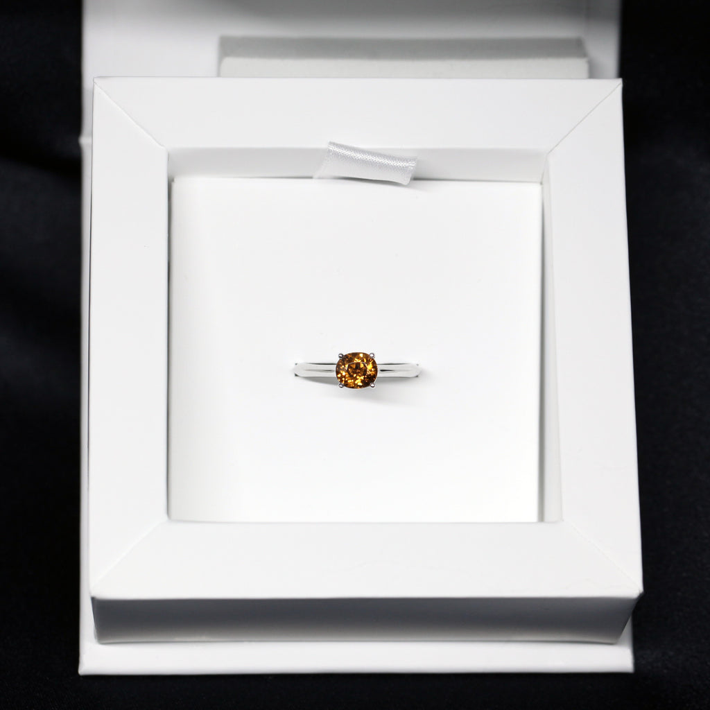 Jewerly box Oval shape natural zircon gemstone white gold ring gemstone gold ring