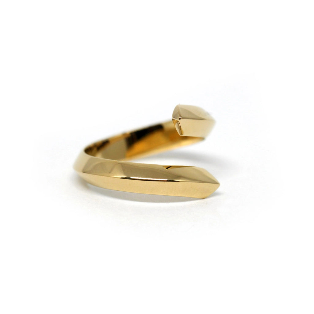 Product photography of Loop ring in gold vermeil by Bena Jewelry. Find the most exquisite designer jewelry at Ruby Mardi, a fine jewelry store in Montreal that presents the work of the most talented Canadian jewelry designers. Custom jewelry services also offered.