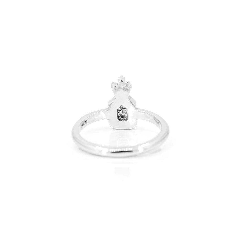 Designer ring photographed from the back and seen on a white background. Ruby Mardi sells one-of-a-kind engagement rings in Montreal, and other fine jewellery pieces in a unique atmosphere.