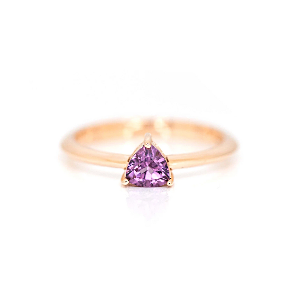 trillion purple garnet custom made rose gold bridal ring colored gemstone montreal boutique ruby mardi montreal jeweler on white background