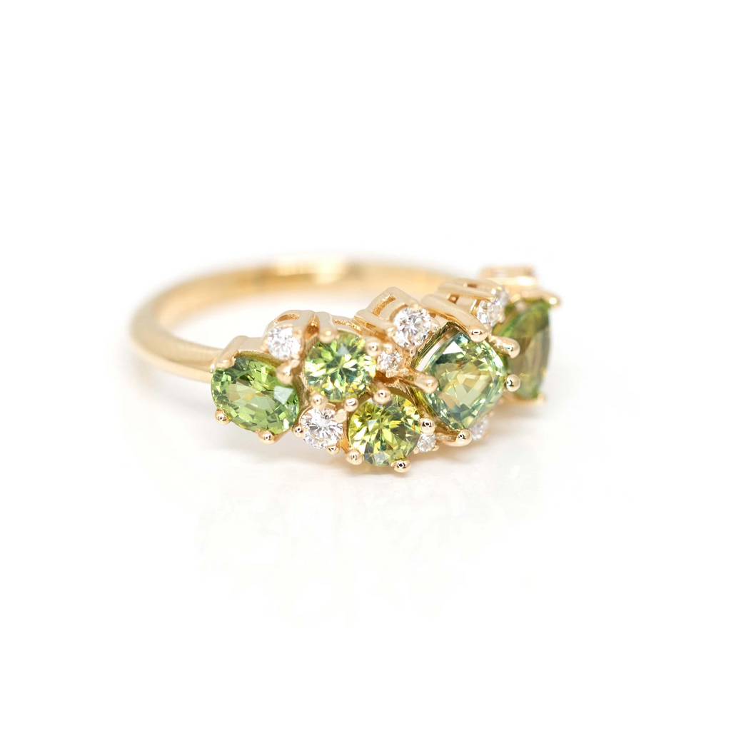 custom made engagement ring with green sapphire and diamond yellow gold bridal jewellery made in canada by bena jewelry artisan designer for boutique ruby mardi montreal
