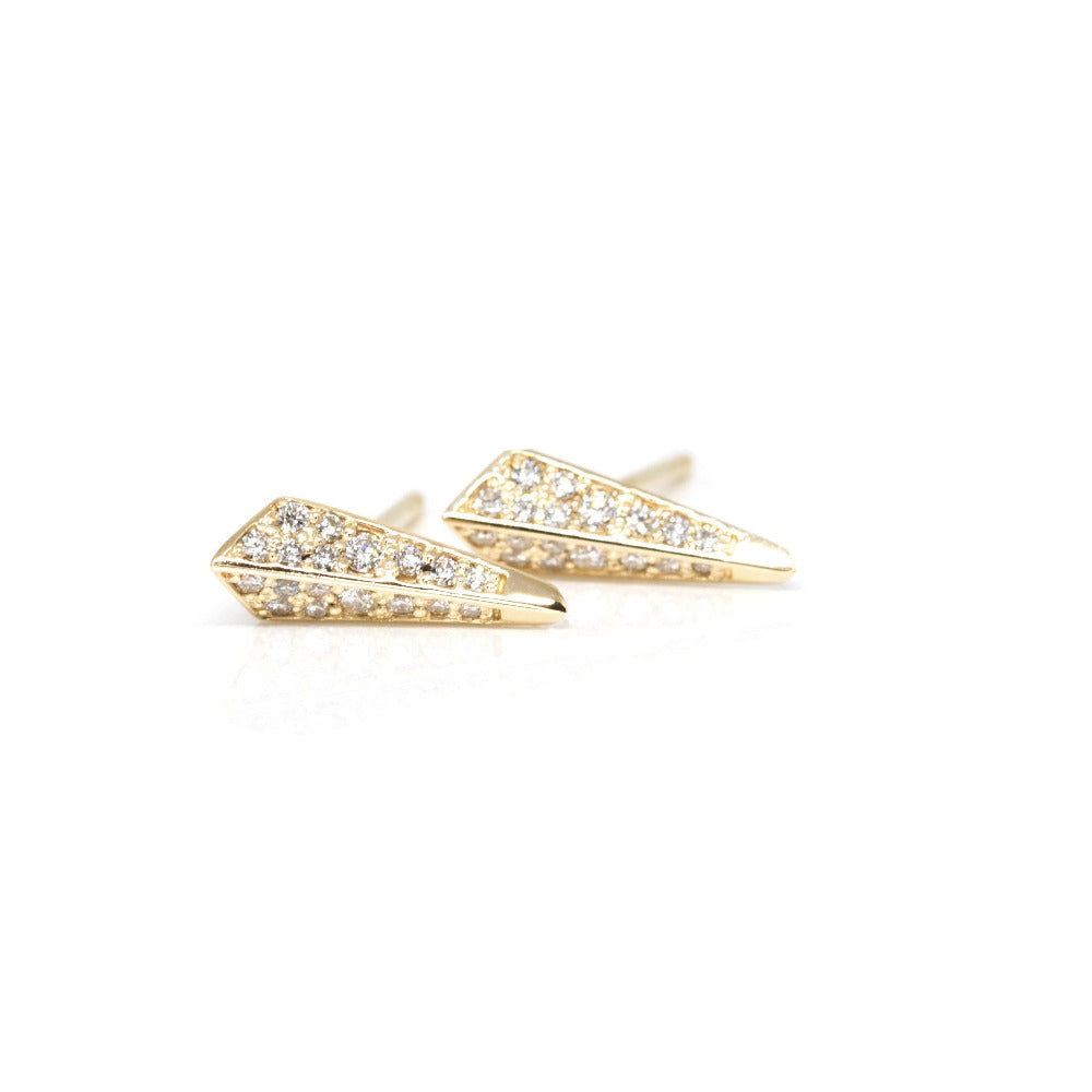 edgy diamond yellow gold blade stud earrings unisex bena jewelry montreal at the best jewellery store bouitique ruby mardi blade earrings from the fanc edgy collection of bena jewelry on white background